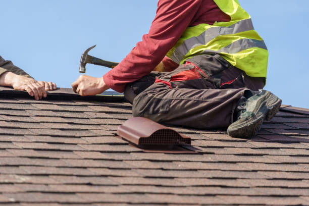 Best Roof Repair Specialists  in Saunders Lake, OR