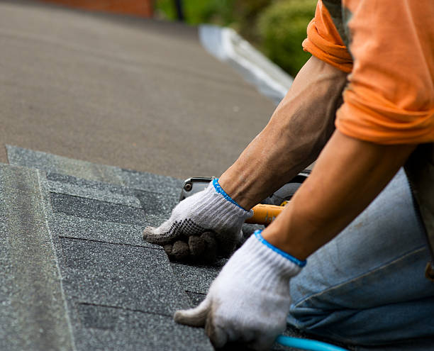 Best Local Roofing Companies  in Saunders Lake, OR