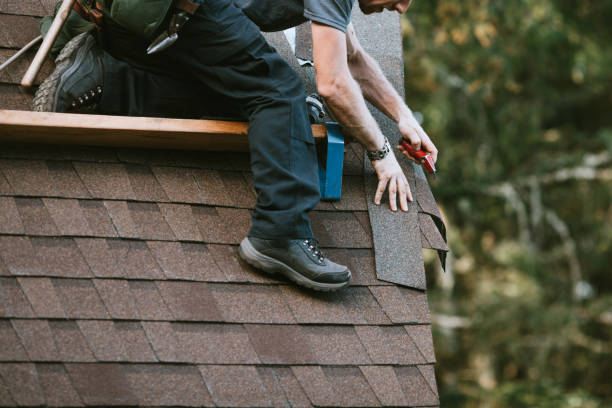 Best Commercial Roofing Services  in Saunders Lake, OR